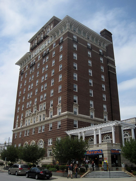 Fun things to do in Asheville NC : Battery Park Hotel in Asheville, NC.  