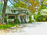 Fun things to do in Asheville NC : Oakland Cottage Bed & Breakfast in Asheville NC. 